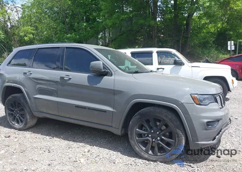 2021 Jeep Grand Cherokee Laredo X 4X2 из США, поврежденный, VIN 1C4RJEAG0MC658371